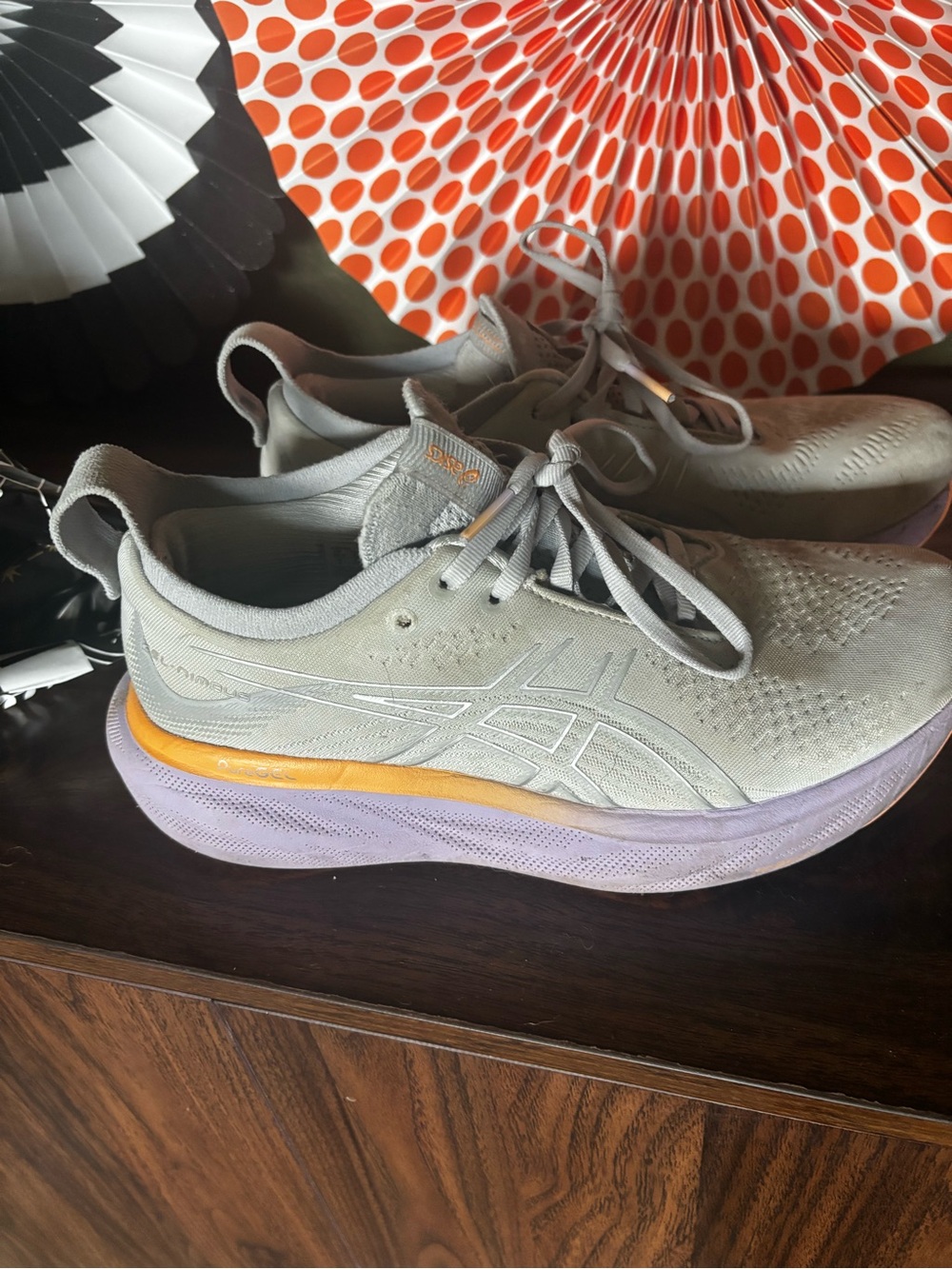 ASICS gel nimbus 25